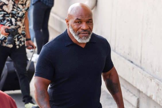 Mike Tyson Outside The Jimmy Kimmel Live in Los Angeles, CA, USa on June 16, 2022. Photo by Bauer-Grifin/INSTARImages/ABACAPRESS.COM | 814269_003 Los Angeles Etats-Unis United States