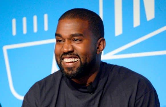 Après ses propos antisémites, Kanye West relance les provocations sur Twitter