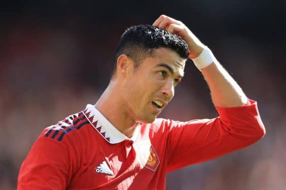 Cristiano Ronaldo viré de Manchester United, le sportif a reçu une incroyable offre