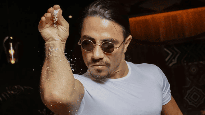 Les internautes surpris en découvrant la voix de Salt Bae