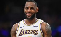 Lebron James évince Kareem Abdul-Jabbar et devient le meilleur marqueur de l'histoire de la NBA