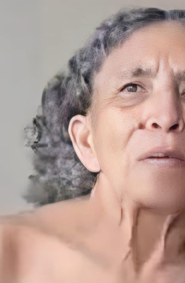 Sous le choc, une femme de 76 ans se réveille dans son cercueil