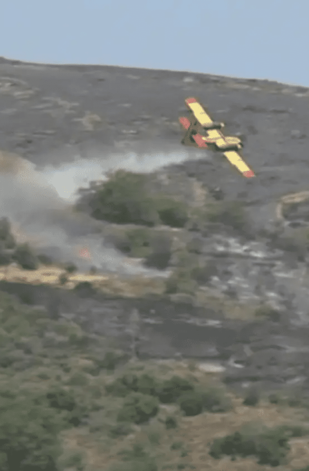 Un avion s'écrase en intervenant contre les incendies en Grèce