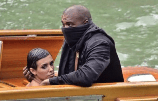 Kanye West et Bianca Censori se font plaisir en bateau, les Italiens sont furieux