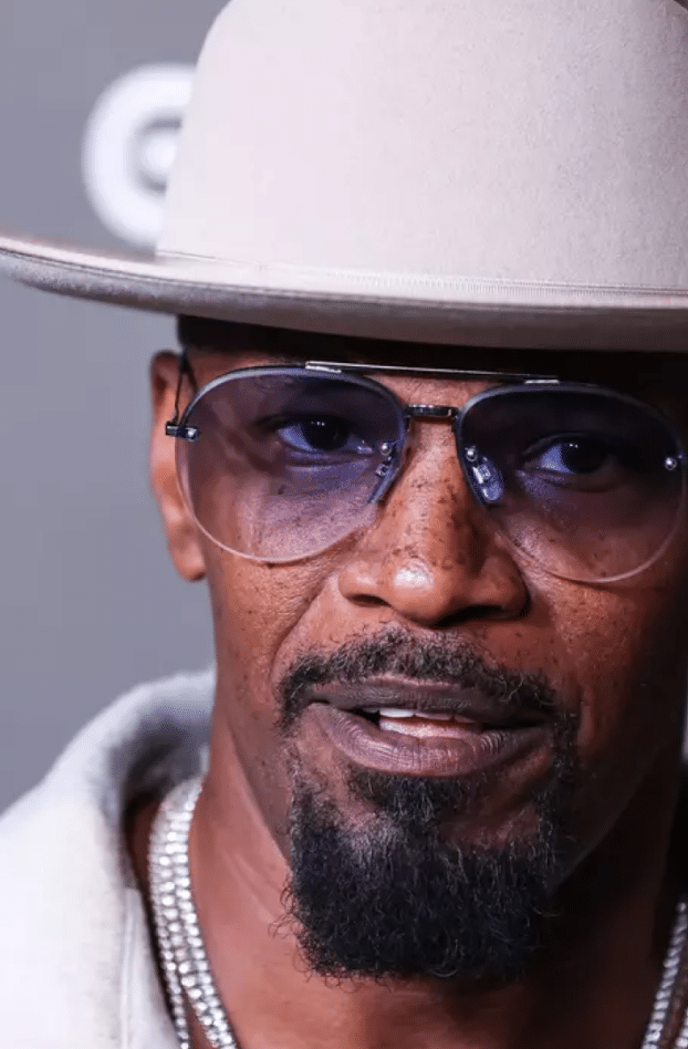 Jamie Foxx s'égare dans ses propos : il s'excuse après le scandale