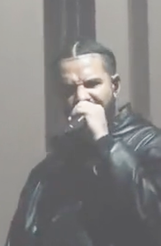 Drake offre 50 000 dollars à un fan qui a fait un geste fou pour le voir