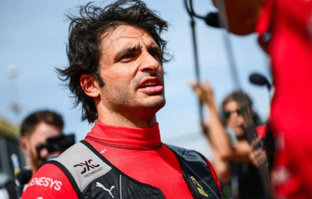 Carlos Sainz a pris en chasse les voleurs de sa montre