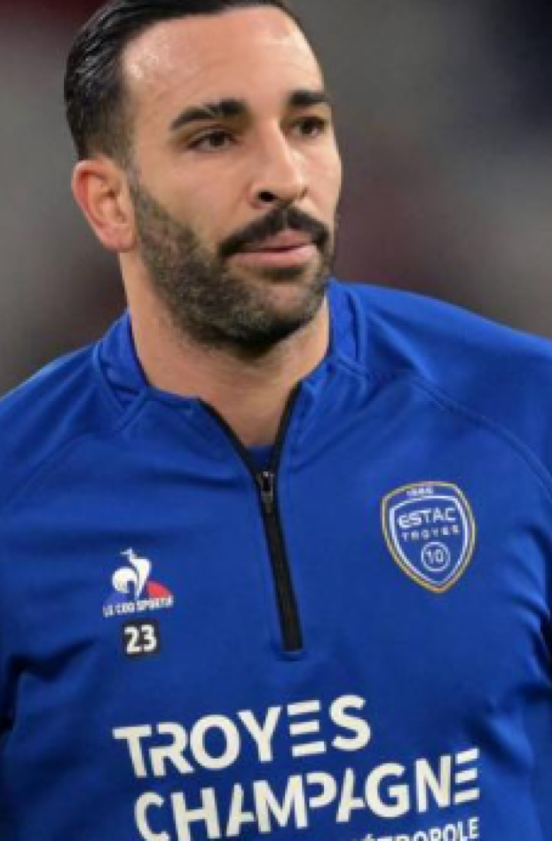 Adil Rami accuse certains joueurs à l'égo surdimensionné de profiter du PSG