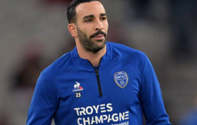 Adil Rami accuse certains joueurs à l'égo surdimensionné de profiter du PSG