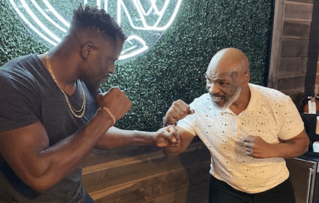 « C’est une erreur » : Les déclarations de Mike Tyson lors de son premier entraînement avec Francis Ngannou