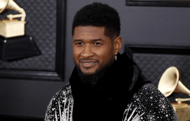 Usher donne des indices sur sa performance pour le Superbowl 2024