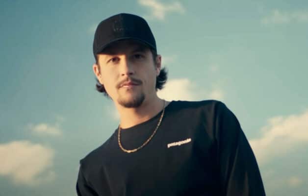 Nekfeu surprend tout le monde en se retirant des plateformes de streaming