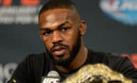 Jon Jones de nouveau opéré, il fait une promesse concernant son retour