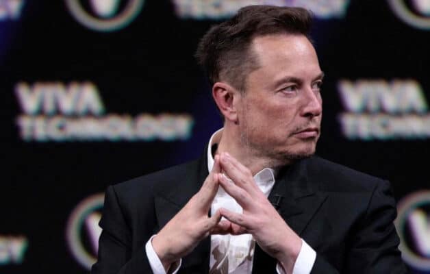 Elon Musk annonce que le premier patient de Neuralink contrôle une souris d’ordinateur par la pensée