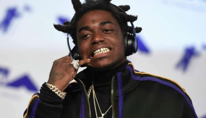 A peine libéré, Kodak Black s’en prend physiquement à un photographe