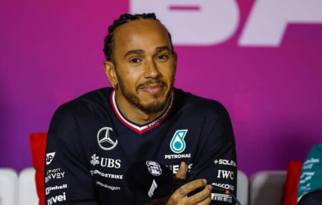 « J'ai dû me… » : Lewis Hamilton revient sur son transfert chez Ferrari