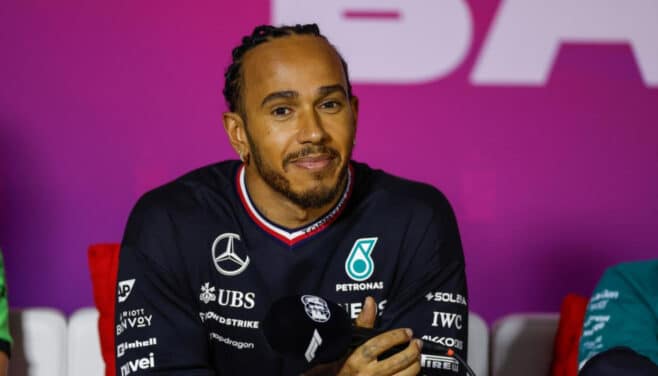 « J’ai dû me… » : Lewis Hamilton revient sur son transfert chez Ferrari