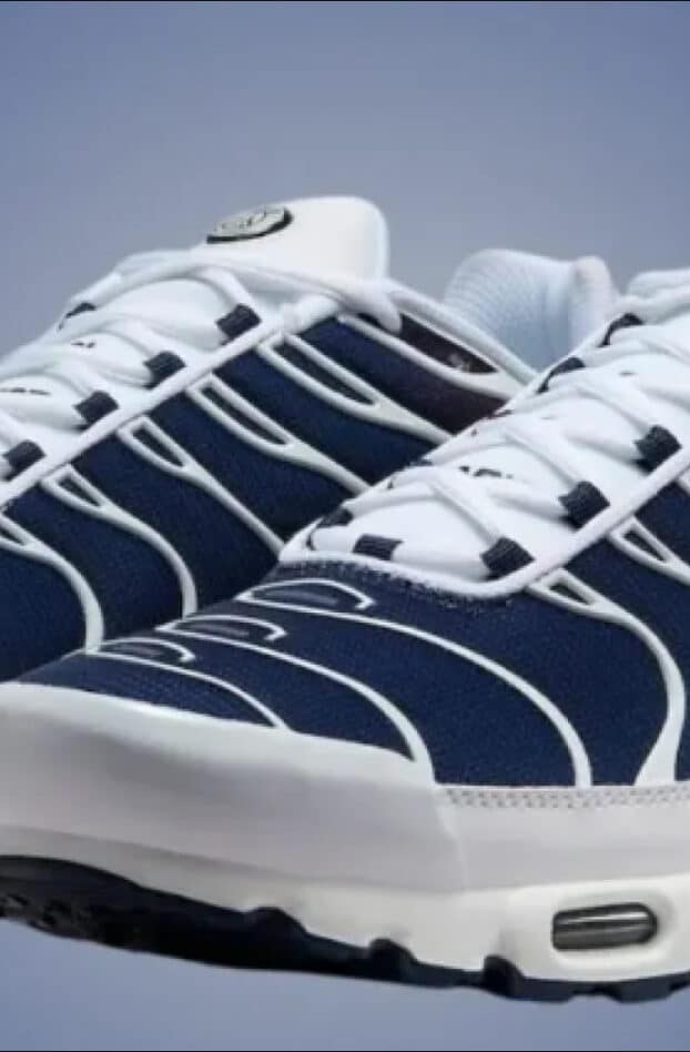 La Nike « Air Max Plus x PSG » se dévoile dans de premières images