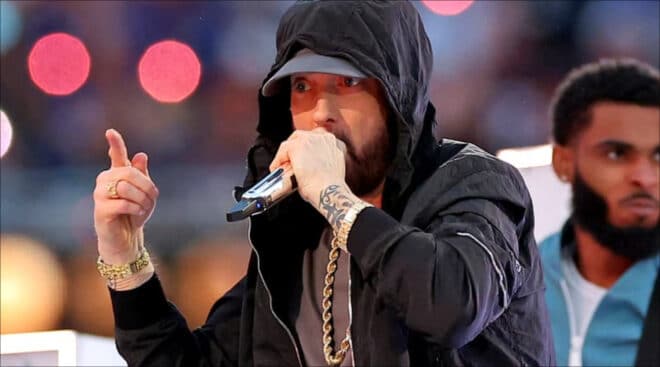 Eminem tease son nouvel album «The Death of Slim Shady » et annonce la fin de son alter ego