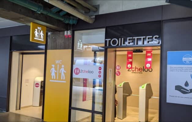 Pour un euro de pourboire, une employée des toilettes de la gare Montpellier licenciée