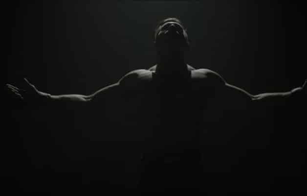 Conor McGregor impressionnant dans le trailer de l'UFC 303