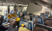 Vingt personnes hospitalisées après les turbulences d'un vol Londres - Singapour