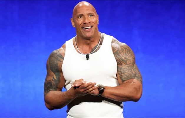 Dwayne Johnson méconnaissable dans The Smashing Machine : la première photo dévoilée