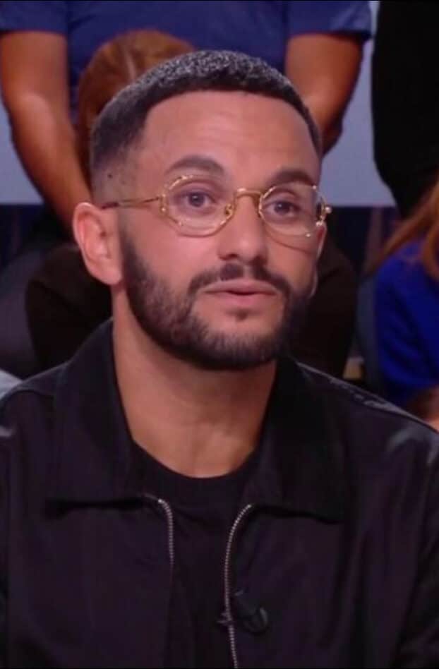 Malik Bentalha ému en évoquant son burn-out dans Quotidien