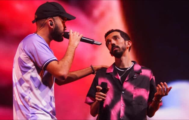 Bigflo et Oli rendent hommage à leur maman atteinte du cancer en plein concert