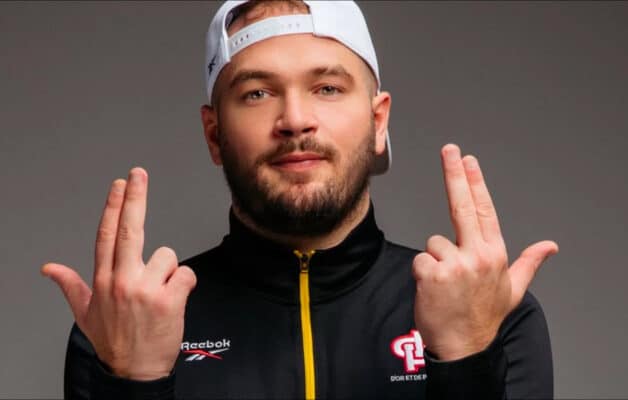 Jul avertit ses fans concernant son concert au Stade de France et celui au Vélodrome
