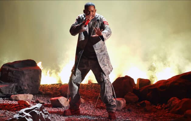 Will Smith met le feu avec les choristes de Kanye West aux BET Awards 2024