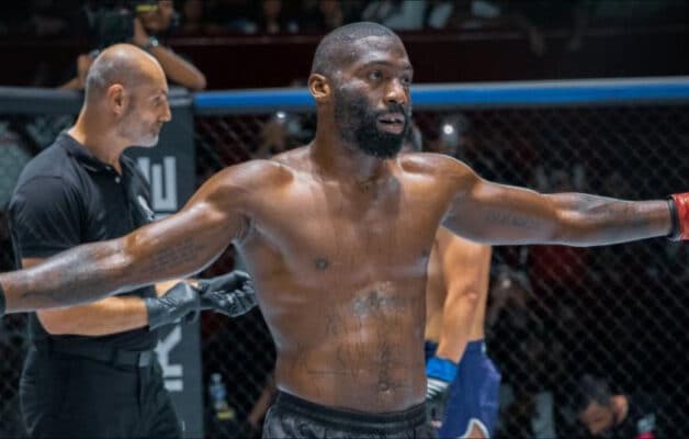 Cédric Doumbé s'en prend aux athlètes français qui rejoignent l'UFC