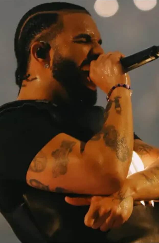 Drake adresse des piques à tous ses détracteurs dans ses nouveaux morceaux