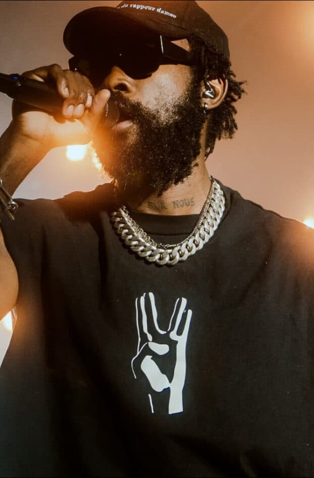 Damso annonce de bonnes nouvelles à ses fans avant la sortie de son album « BĒYĀH »