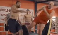 Quand Tyson Fury copie le kick de Francis Ngannou en plein entraînement