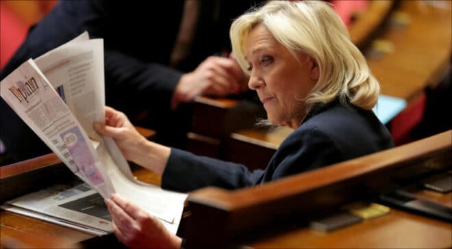 Procès du FN : Marine Le Pen inéligible pendant cinq ans et condamnée à deux ans ferme