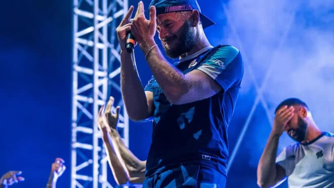 Jul s’exprime sur la jalousie : « j’aimerais que tout le monde soit… »