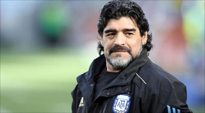 Procès Maradona : la légende du foot séquestrée par ses proches à la fin de sa vie