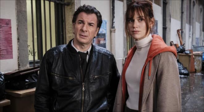 Michaël Youn cartonne sur TF1 avec sa série « Flashback », sa mère le détruit complètement