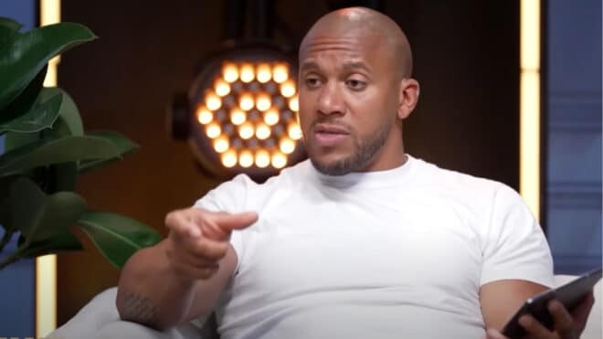 Ciryl Gane bloqué par l’UFC ? : « Je me retrouve dans une situation de… »