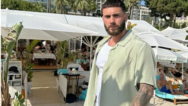 Illan Castronovo abandonne son combat à la dernière minute : il prend la parole