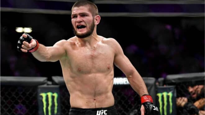 Un Youtubeur banni des entraînements de Khabib Nurmagomadov car il pense qu’il est gay