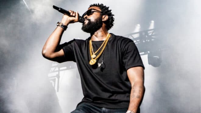 Damso sur l’époque où ses parents l’ont mis à la rue : « je pouvais juste supplier pour… »