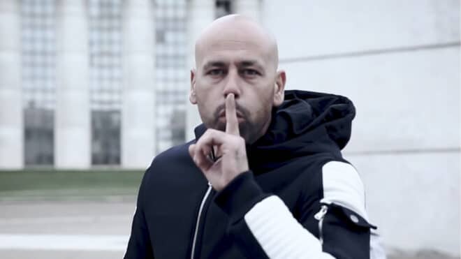 Sinik dévoile « son rêve inaccessible » bien loin du rap