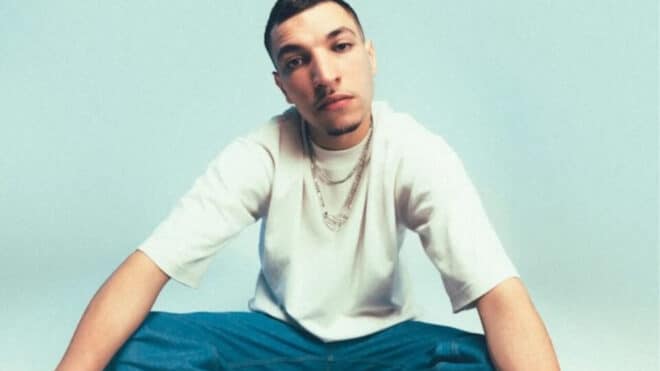 Youssef Swątt’s lance un tacle au Ministre de l’Intérieur lors de la Fête de la Musique