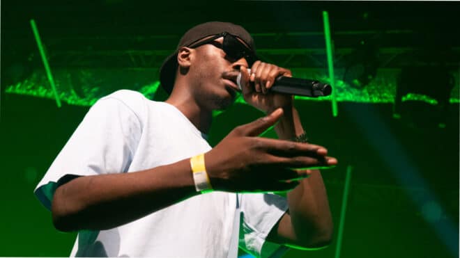Werenoi : l’entourage du rappeur réclame la restitution d’un million d’euros