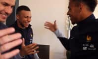 Kylian Mbappé retrouve les joueurs du PSG après leur victoire à la Ligue des Champions