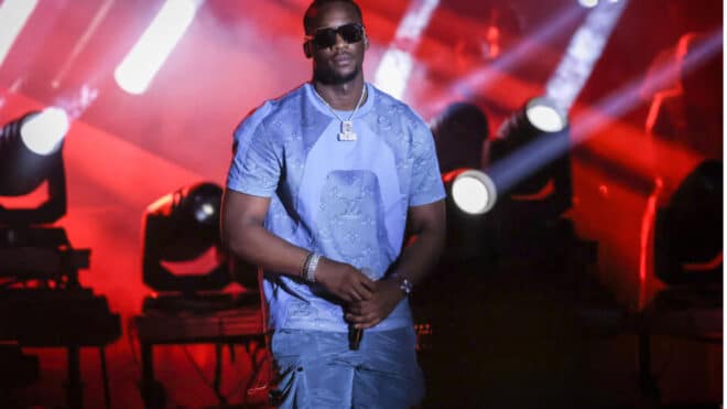 Accusé de ne plus savoir rapper, SDM se justifie : « quand on m’invite en feat… »
