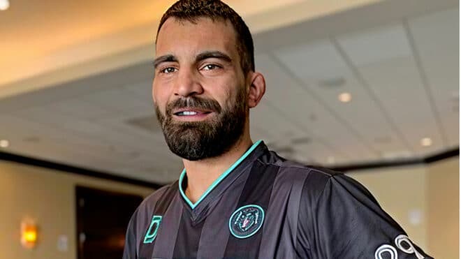 « Mon objectif, c’est de… » : Benoit Saint-Denis se livre sur l’UFC Paris 4