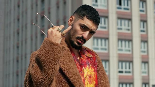Sneazzy se confie sur son album qu’il a retiré des plateformes de streaming